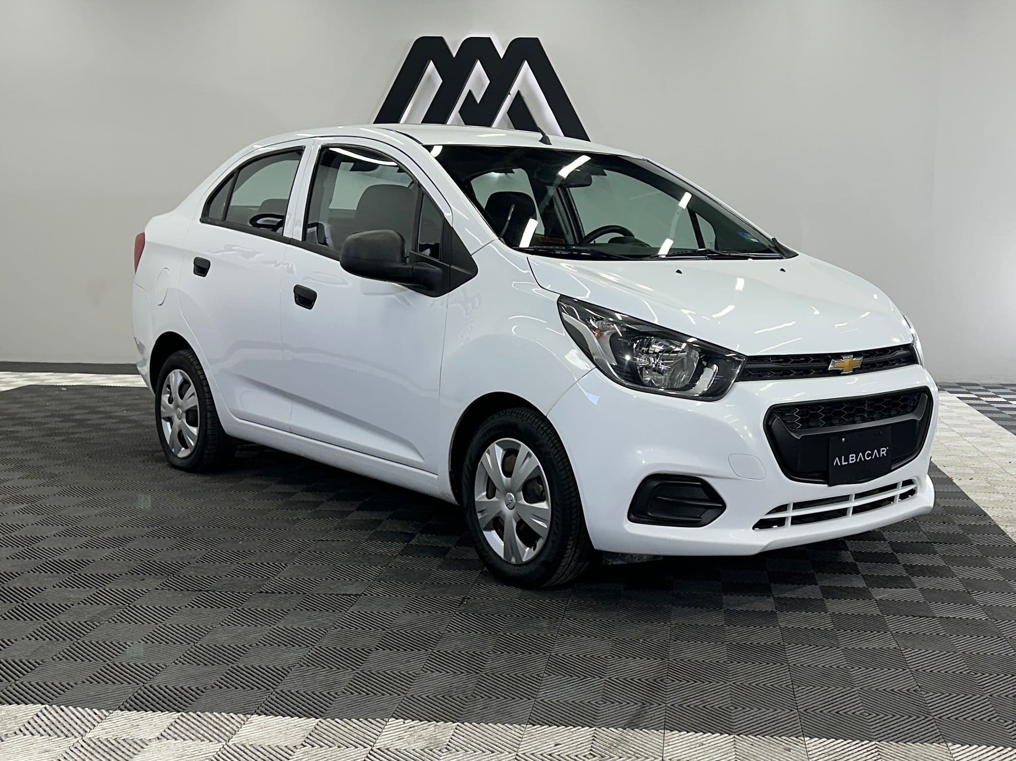 Beat 1.2 Sedán NB LT Mt 2021