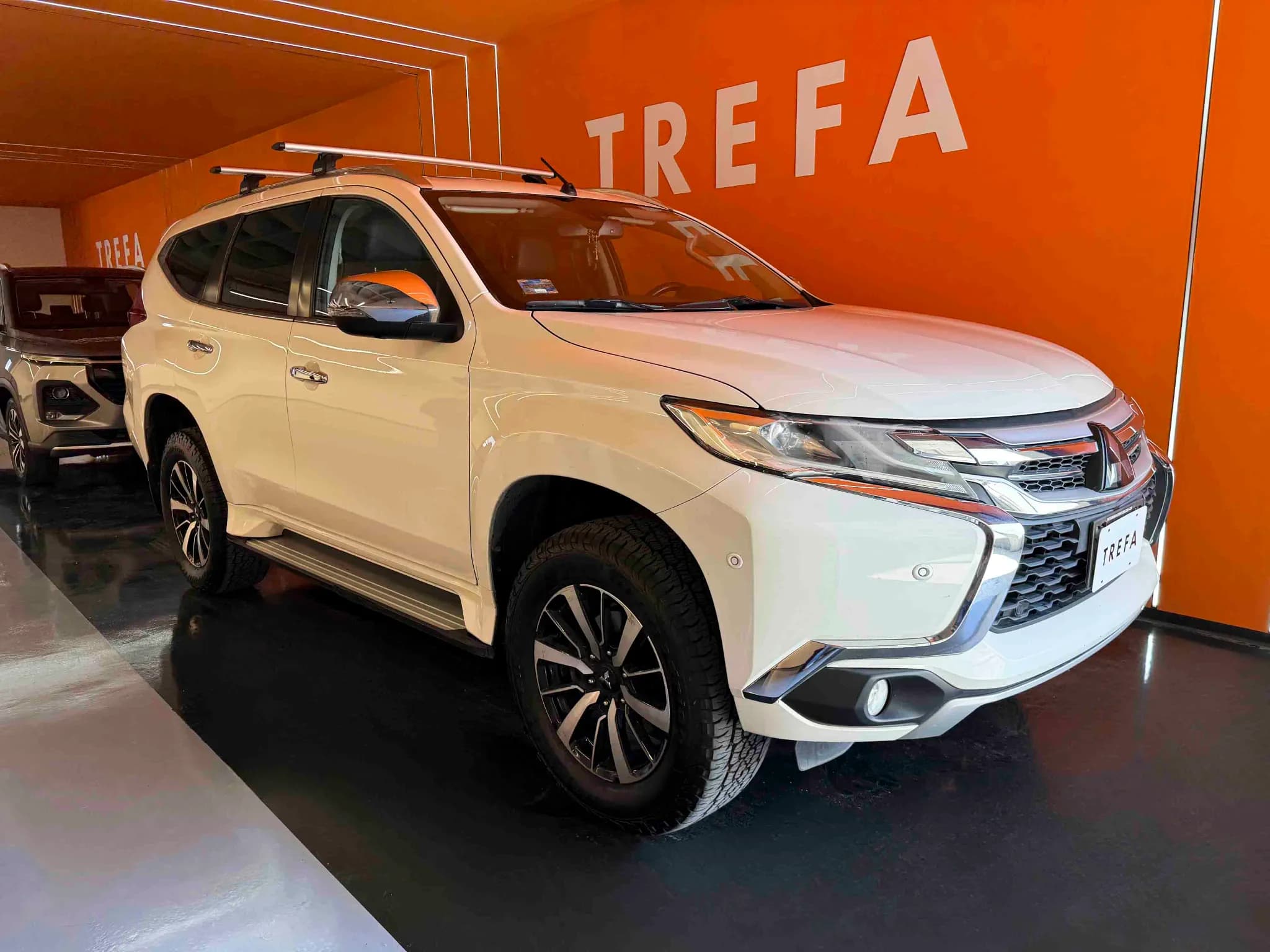 Mitsubishi Montero SE Plus 2019